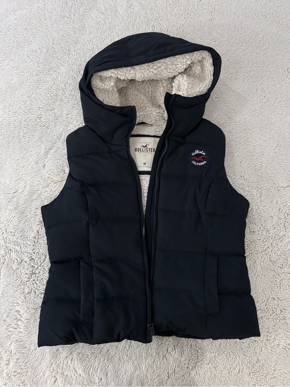Hollister Navy Y2K Puffer Vest with Sherpa Hood